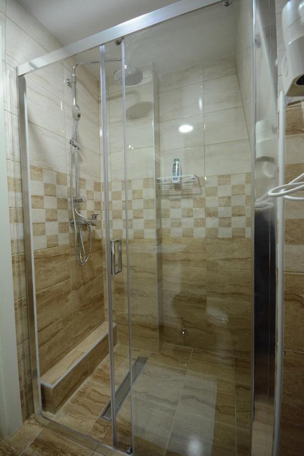 Cvetkovic Lux Аpartmani & Free Garaza Apartment Vrnjacka Banja Luaran gambar